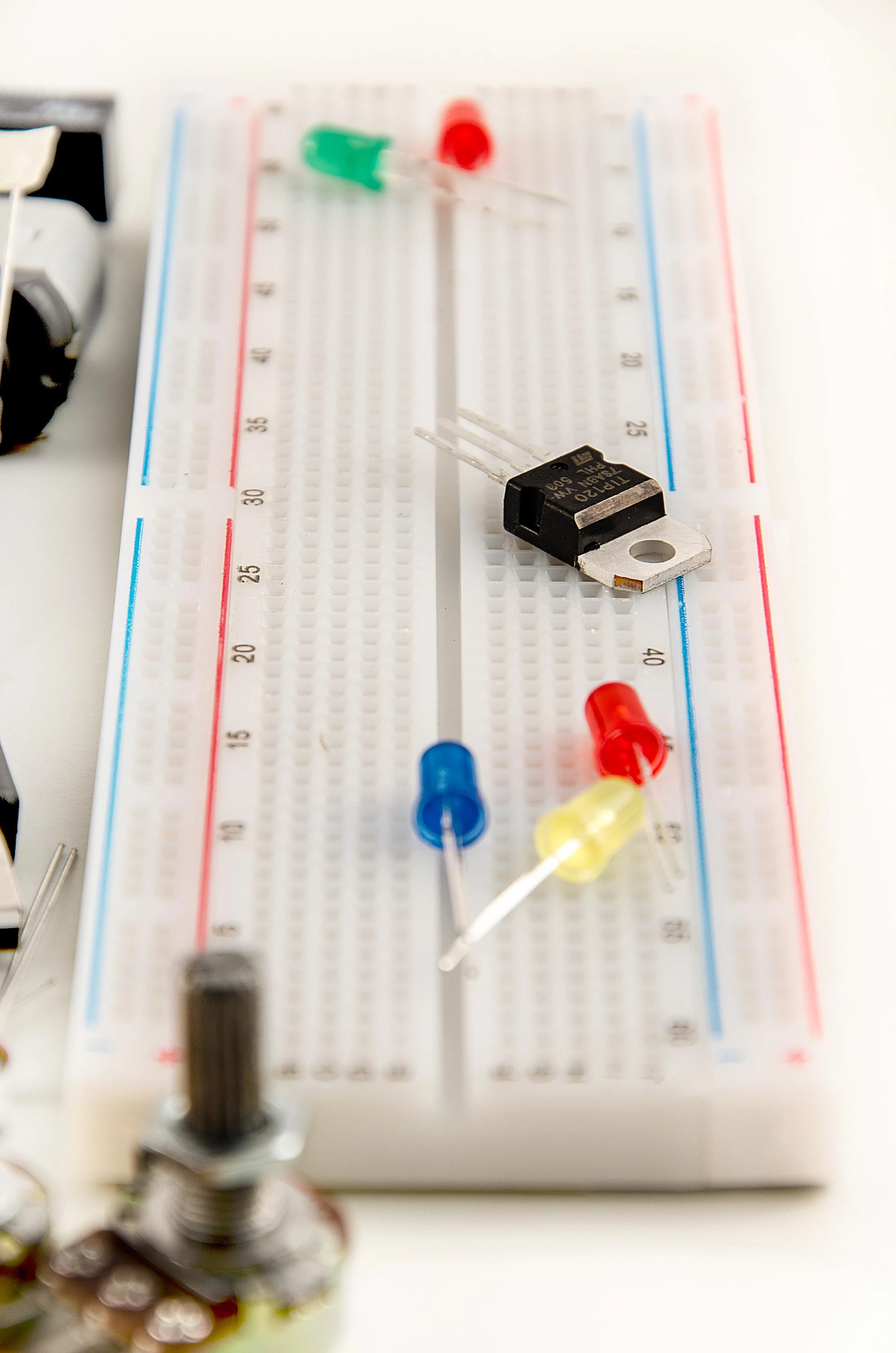 Anodas Electronics Mokomasis Elektronikos Rinkinys - Išmaniosios Grandinės su ARDUINO