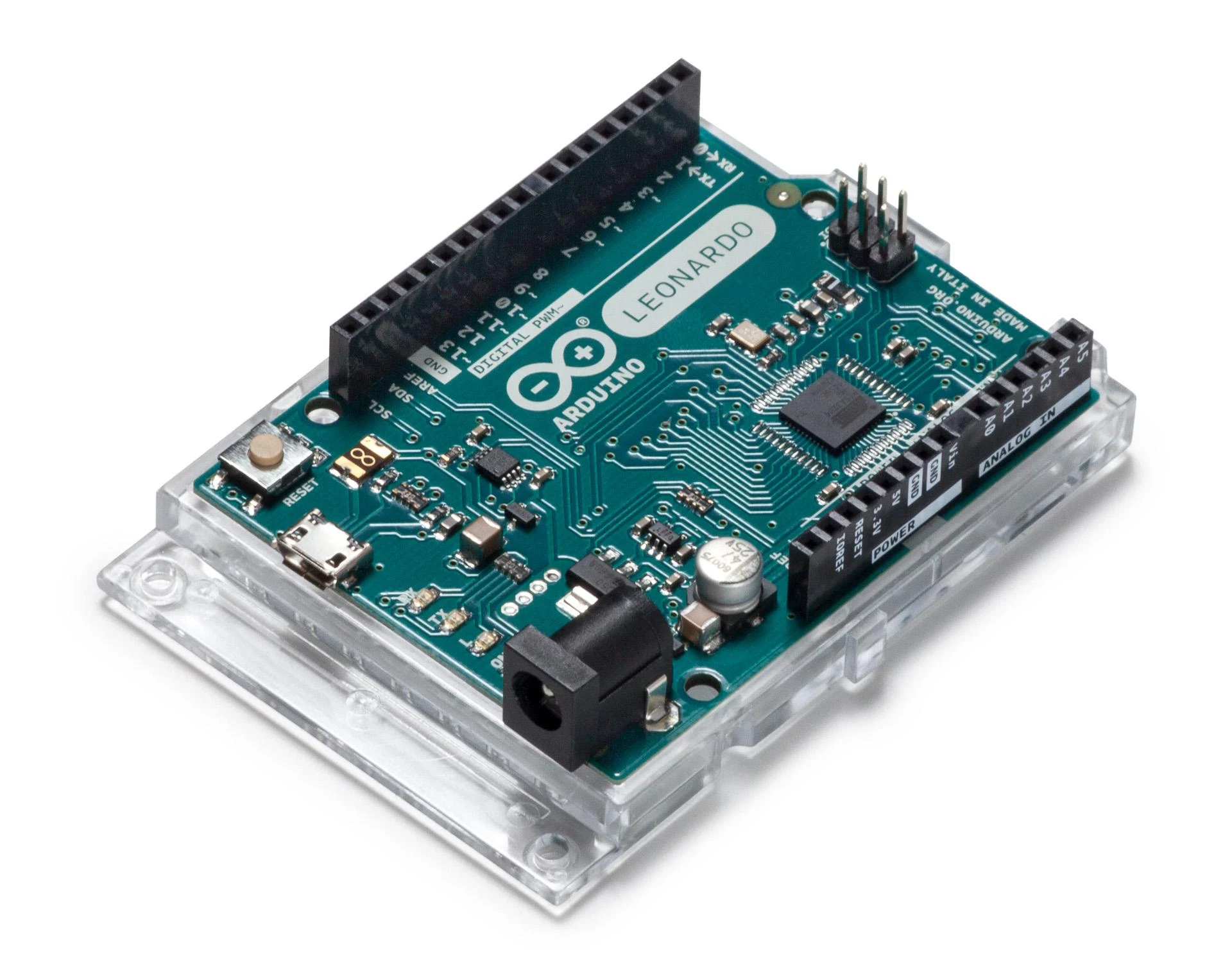 Arduino Leonardo su skaidriu apsauginiu dėklu