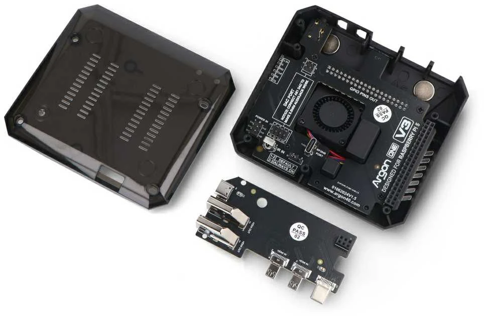 Argon40 Argon ONE V3 dėklas, skirtas Raspberry Pi 5 - su ventiliatoriumi ir radiatoriumi - aliuminis - juodas