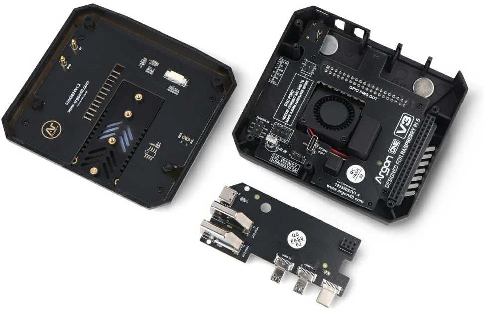 Argon40 Argon ONE V3 M.2 NVMe PCIe korpusas skirtas Raspberry Pi 5 - su ventiliatoriumi ir radiatoriumi - aliuminis - juodas