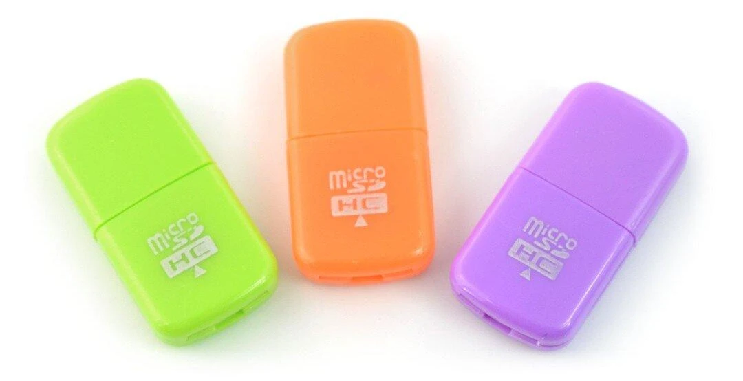 Pololu Kortelių skaitytuvas AK242A - Micro SD atminties kortelių skaitytuvas