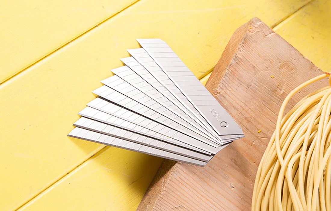 Deli Tools 18mm peilių geležtės rinkinys