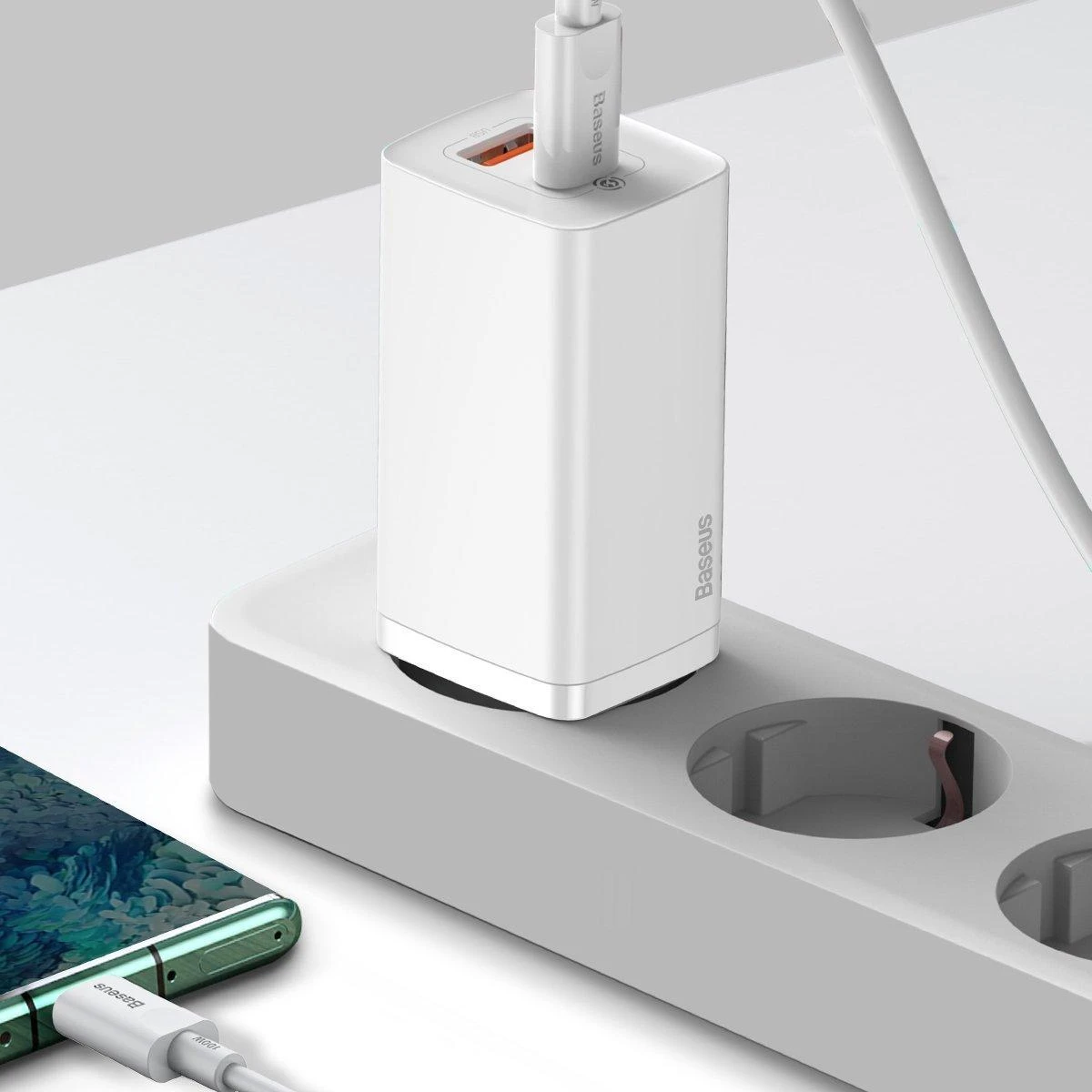 Baseus Sieninis įkroviklis GaN2 Lite 65W USB + USB-C QC4+ PD3.0 SCP FCP AFC, baltas