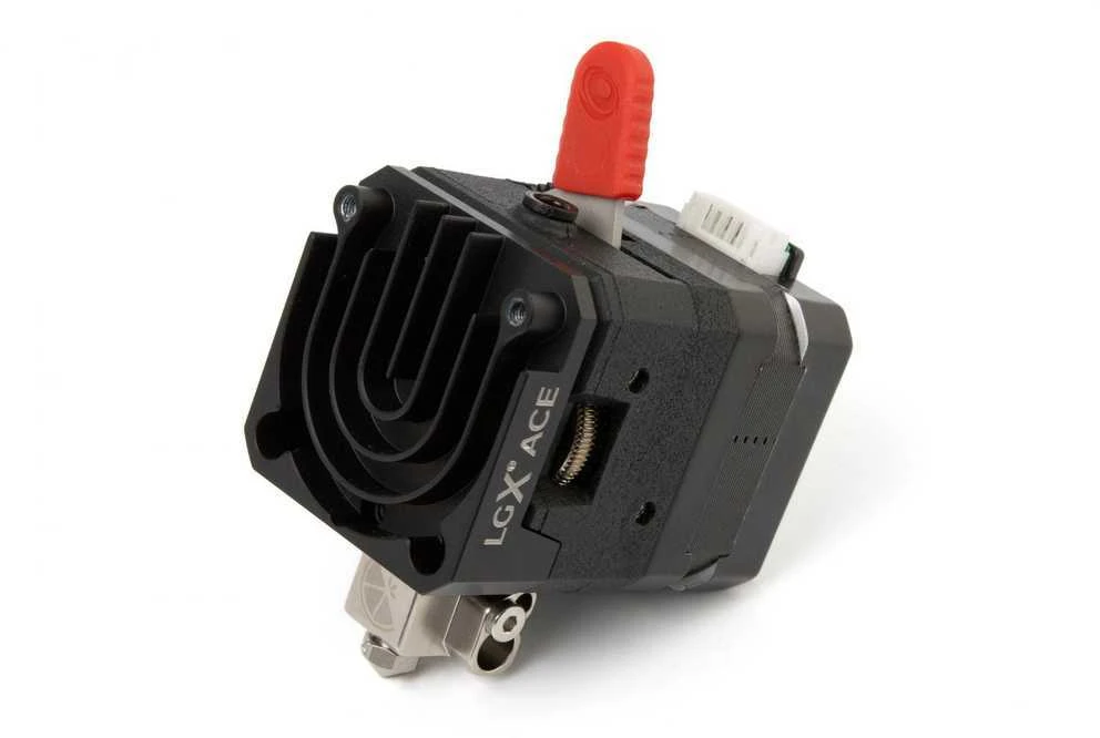 Bondtech LGX ACE ekstruderis su raudona svirtele