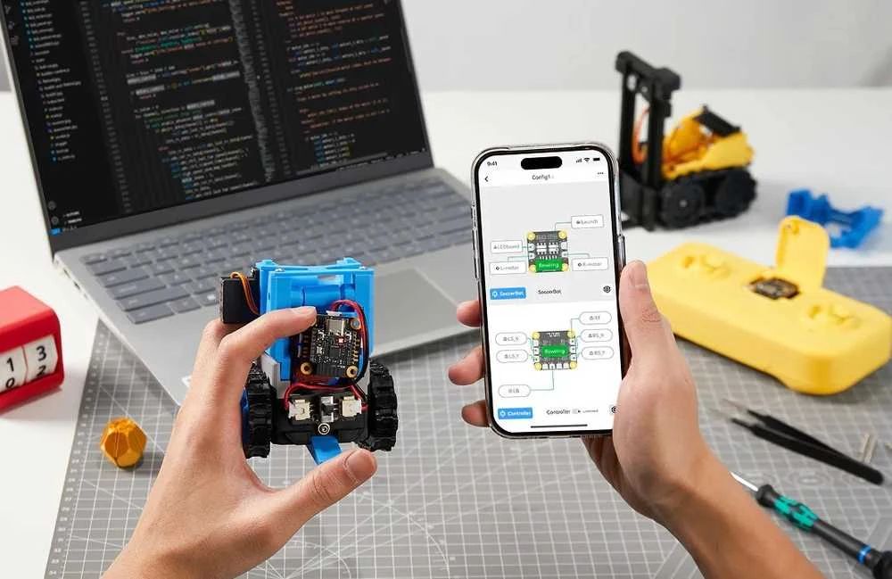 CyberBrick Ultimate Hardware Kit – ZK003 – rinkinys nuotoliniu būdu valdomiems modeliams konstruoti ir programuoti – Bambu Lab