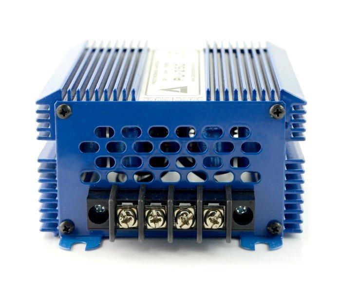 DC / DC padidinimo / sumažinimo keitiklis AZO Digital PC-100-24V 10-30V / 24V 100W