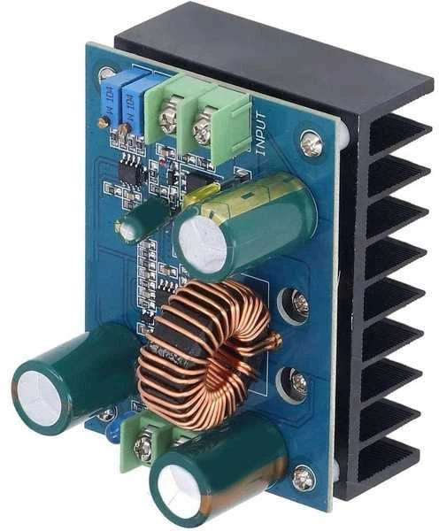 DC-DC step-up moduliatorius su aušinimo radiatoriumi