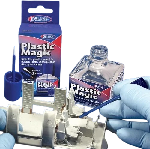 DELUXE MATERIALS plastikui skirti klijai