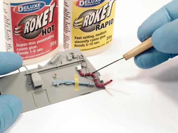 DELUXE MATERIALS ROKET bekvapiai klijai