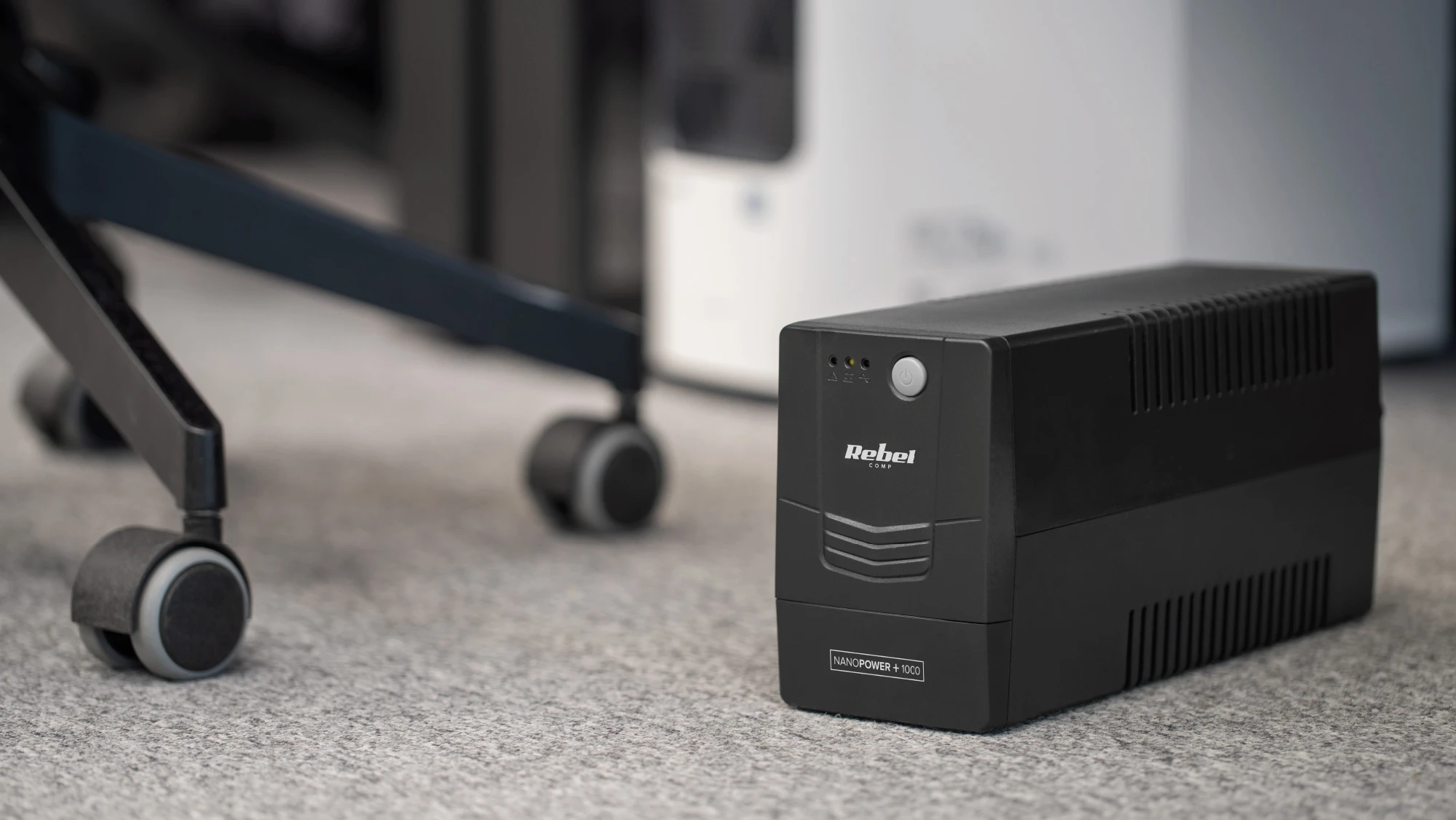 Nepertraukiamo maitinimo šaltinis UPS REBEL modelis Nanopower 850 atsijungus 850VA 480W 230V 50Hz aprašymas - Prekės nuotrauka