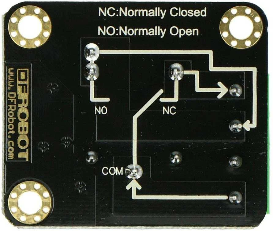 DFRobot relės modulis – apatinė pusė su PCB išdėstymu