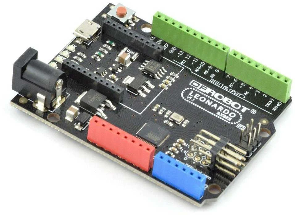 DFRobot Leonardo plokštė su XBee jungtimis ir maitinimo lizdu