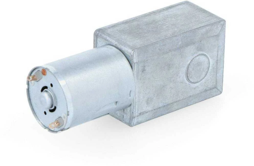Turbo metalinis variklis su sraigtine pavara