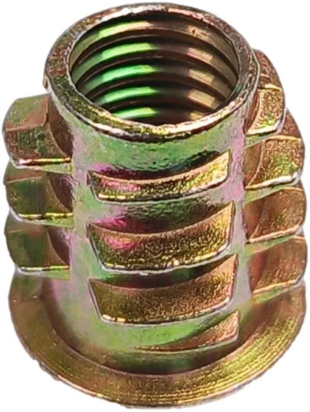Baldinė įvorė M8x18mm su išoriniu sriegiu