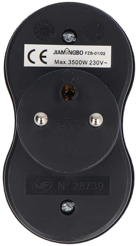 Elektros skirstytuvas - 2 lizdai su įžeminimu - juodas - DPM P902B