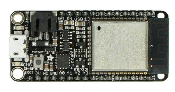 Adafruit ESP32 plokštė su USB jungtimi