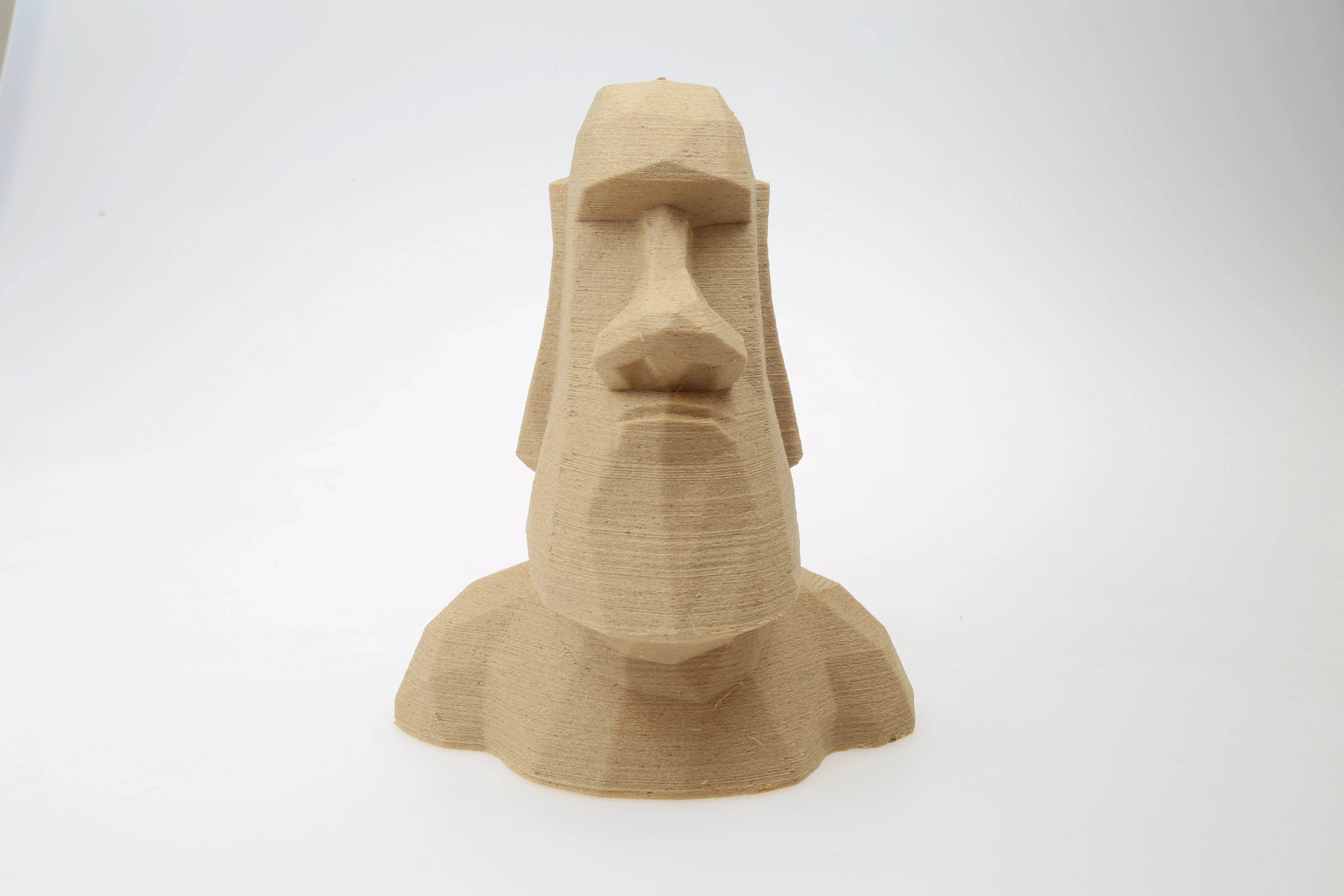 Fiberlogy FiberWood 3D atspausdinta Moai statulėlė