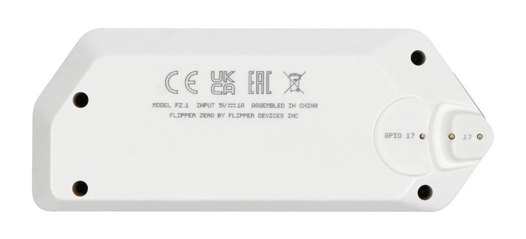 Flipper Zero galinė pusė su technine informacija