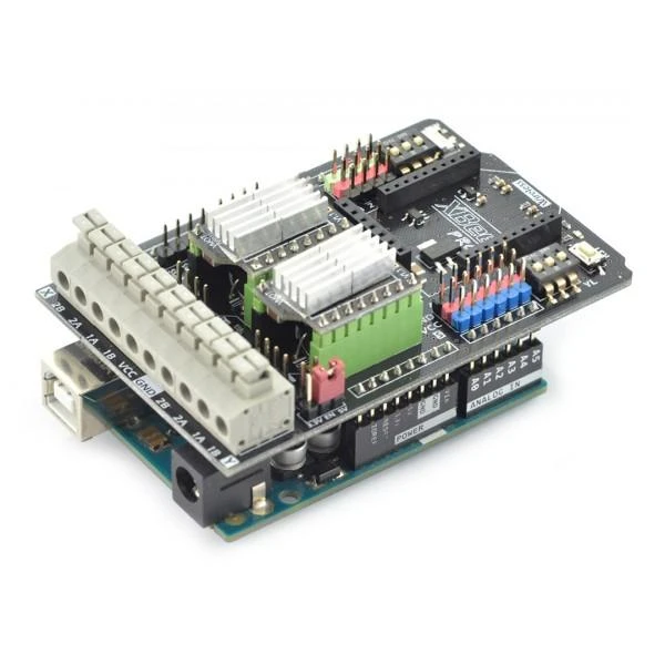 Arduino variklio valdiklio priedėlis su DRV8825 moduliais