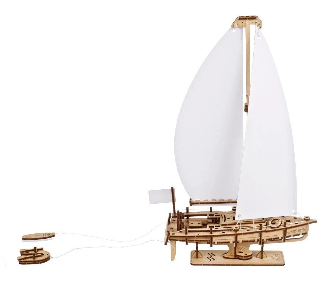 Ugearsmodels Graži vandenyno jachta su baltomis burėmis - mechaninis surinkimo modelis - fanera - 95 elementai - Ugears