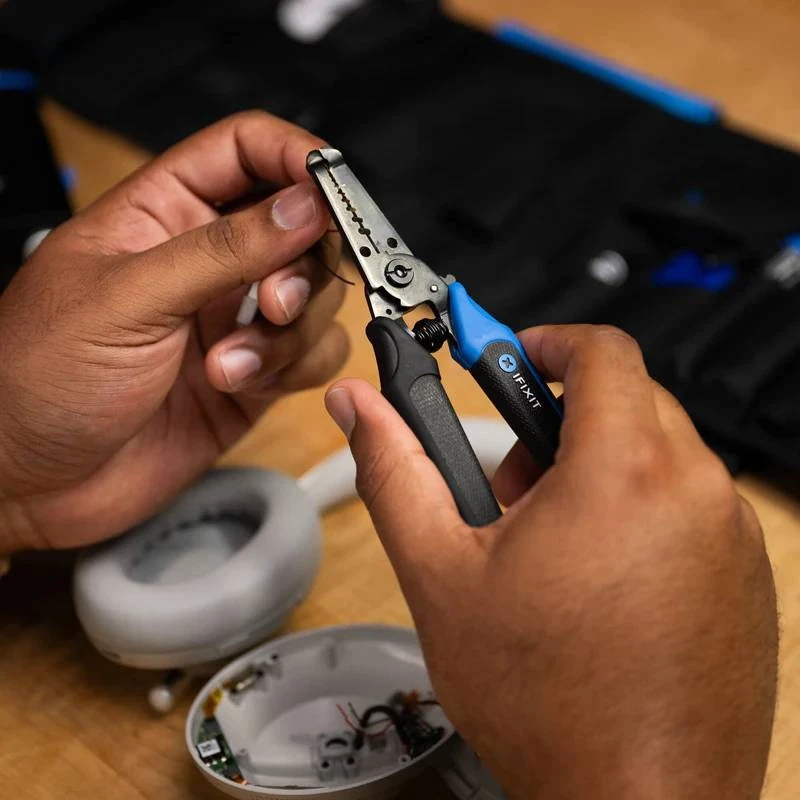 „iFixit“ apatinio žandikaulio vielos nuėmikliai