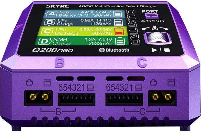 SkyRC Q200neo įkroviklis su spalvotu ekranu
