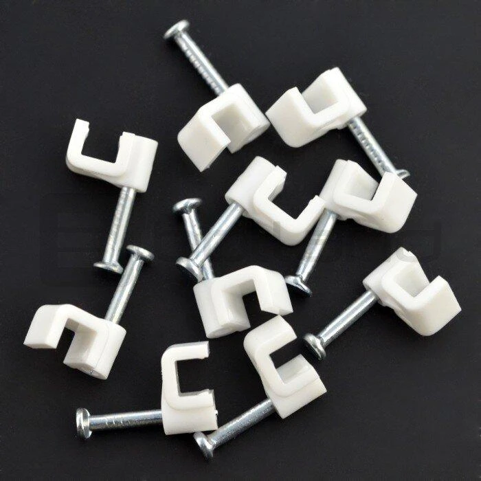 Blow Oem Laikiklių rinkinys plokštiems kabeliams 4 / 4mm - baltas - 100vnt