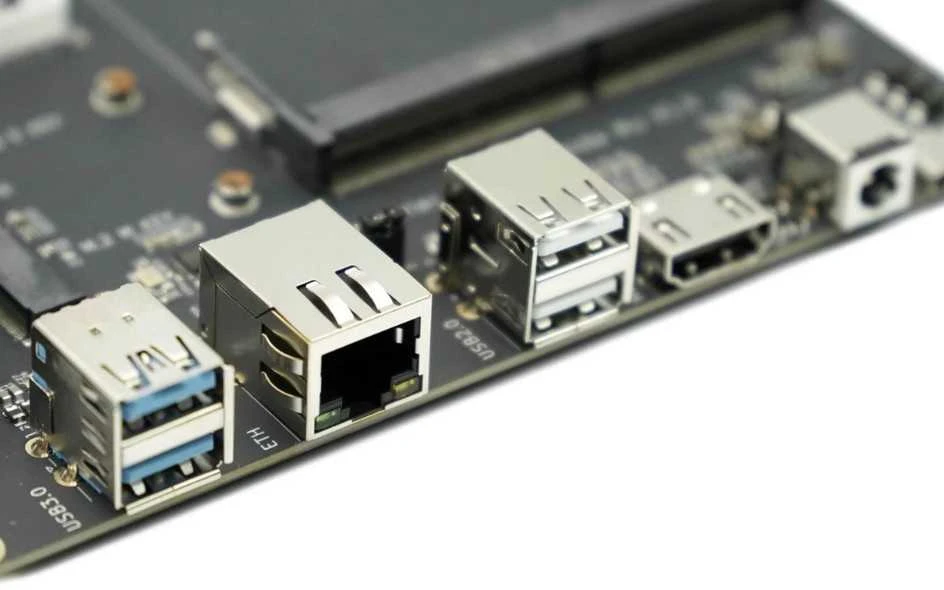 LattePanda Mu Lite Carrier Board - LattePanda Mu modulio pagrindo plokštė - DFRobot DFR1142