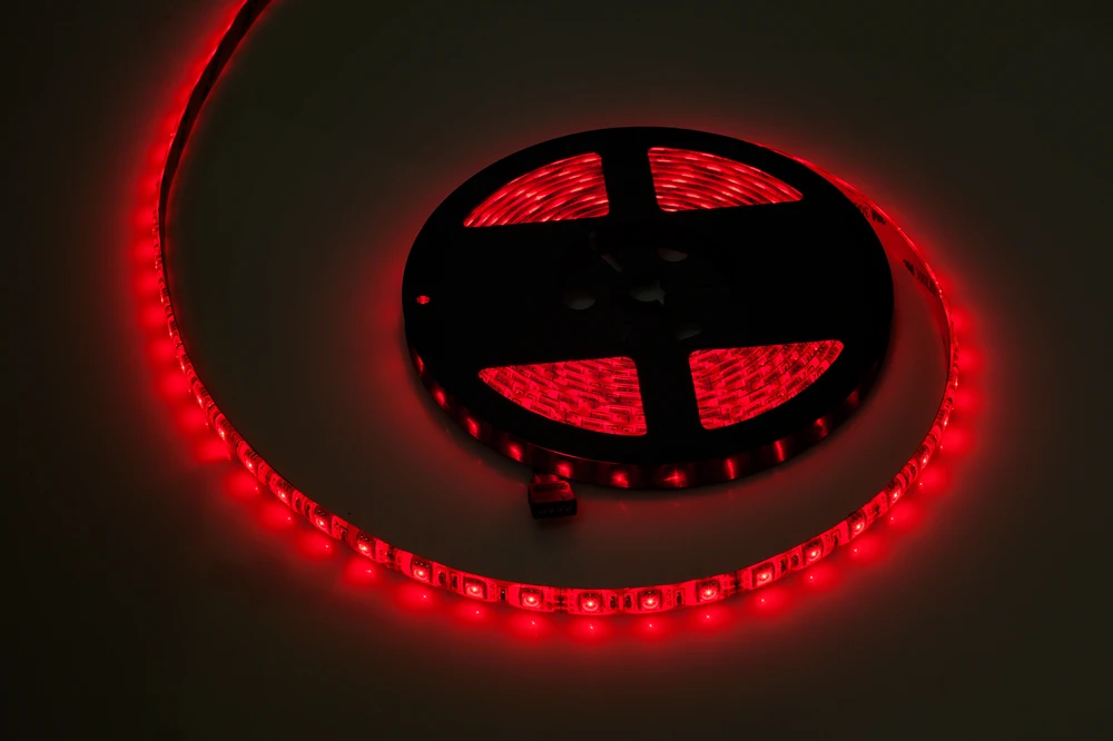 LED eilutė 5m Rebel (300x5050 SMD) RGB, atspari vandeniui, 12V