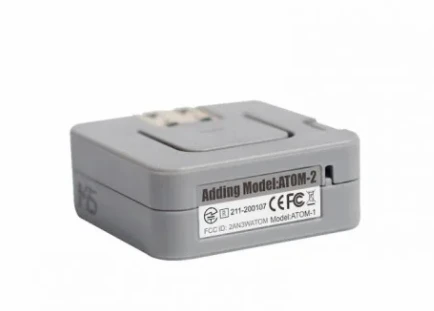 M5Stack M5Atom Lite kampinis vaizdas su technine etikete