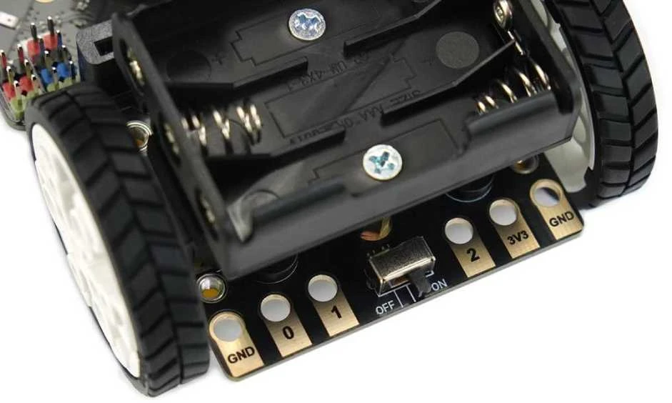 Maqueen Lite V5 – STEM edukacinis robotas, skirtas mokytis mikro:bitų programavimo – DFRobot MBT0046