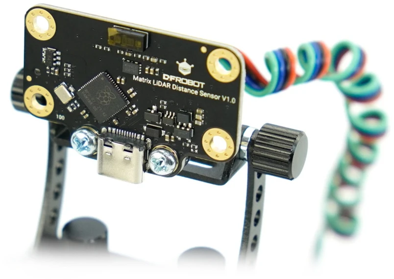 Maqueen Plus V3 – STEM edukacinis robotas, skirtas micro:bit platformai su lazeriniu jutikliu – DFRobot MBT0050-18650
