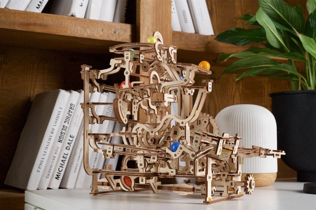 Marble Run – lygių keltuvas – mechaninis sulankstomas modelis – fanera – 315 elementų – Ugearsmodels