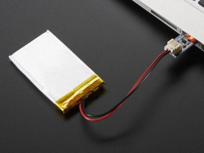 MCP73831, Li-Pol / Li-Ion 1S 3.7V USB įkroviklis Adafruit 1304