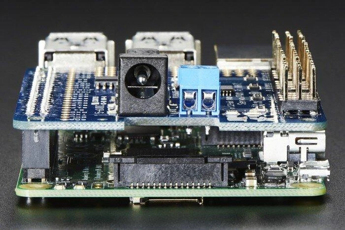 Mini Kit 16 kanalų PWM I2C valdiklis, servo priedėlis skirtas Raspberry Pi, Adafruit 2327
