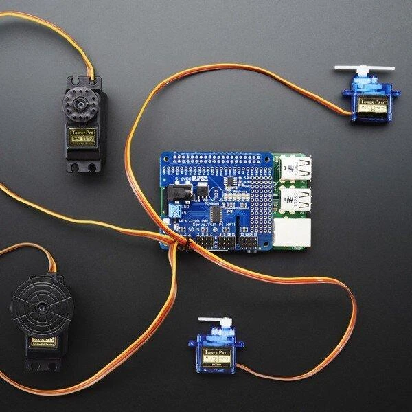 Mini Kit 16 kanalų PWM I2C valdiklis, servo priedėlis skirtas Raspberry Pi, Adafruit 2327