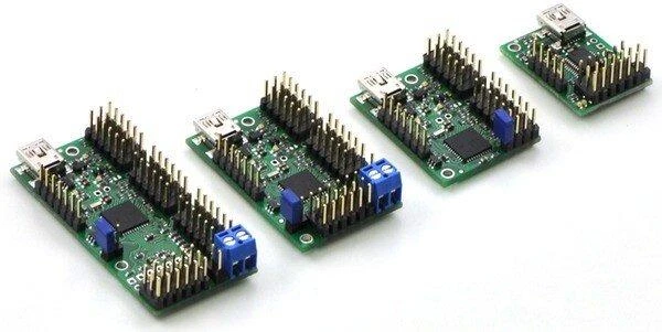 Mini Maestro USB 24 kanalų servo valdiklis, Pololu 1356
