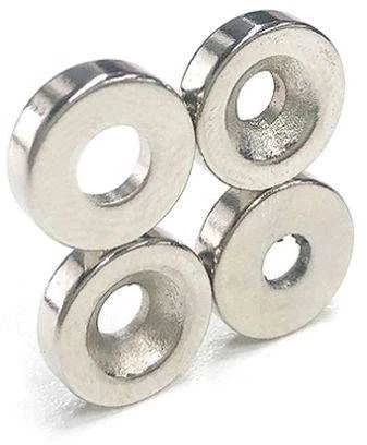 Neodimio magnetai su M3 skyle 10x3x3mm keturių komplektas