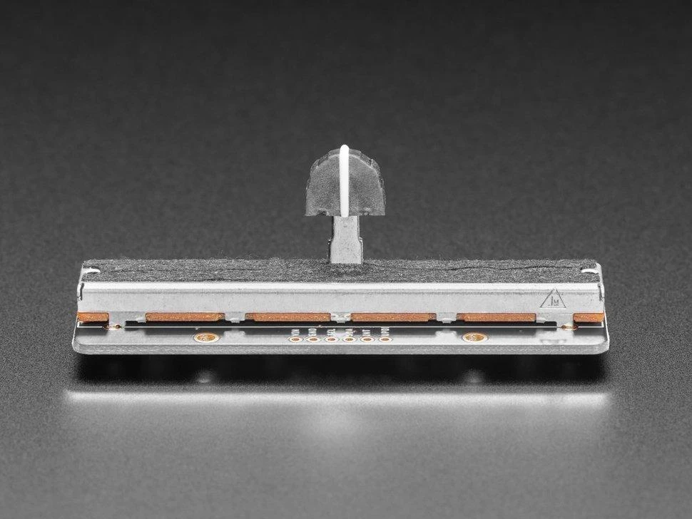 NeoSlider I2C – šliaužiklinis potenciometras su 4 NeoPixels – Adafruit 5295