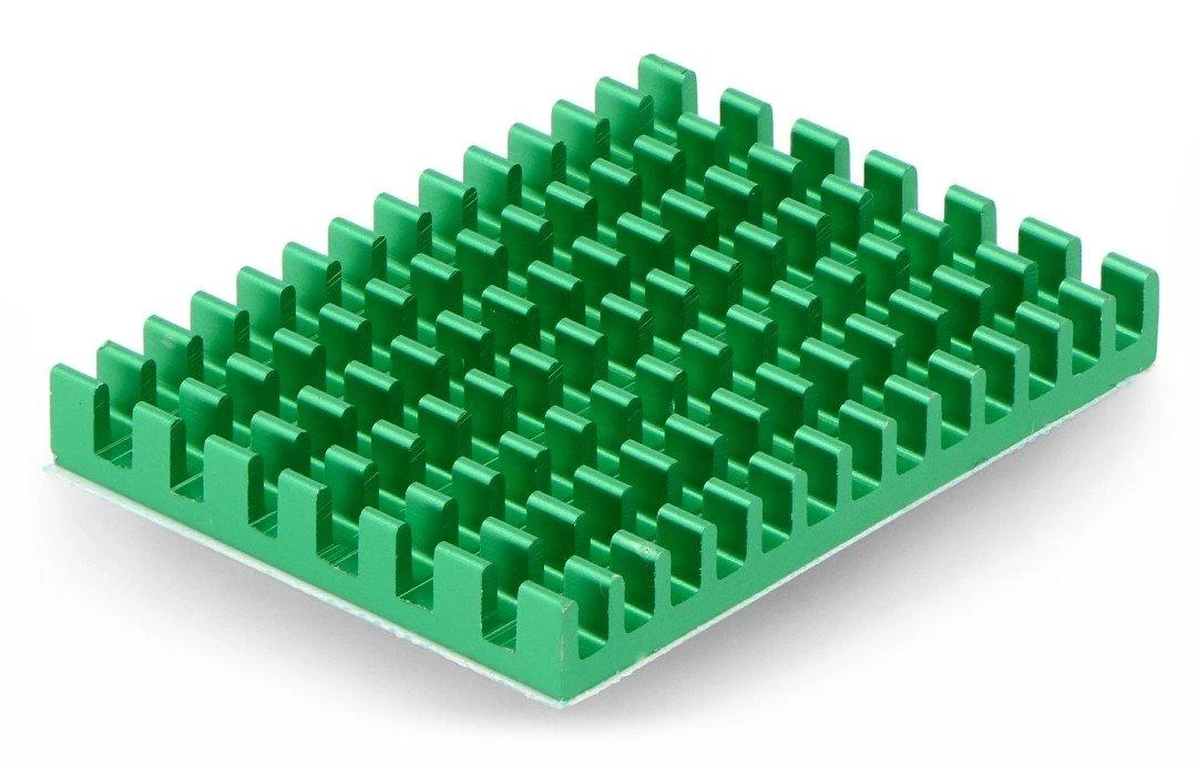 Žalias radiatorius Raspberry Pi su termo juosta