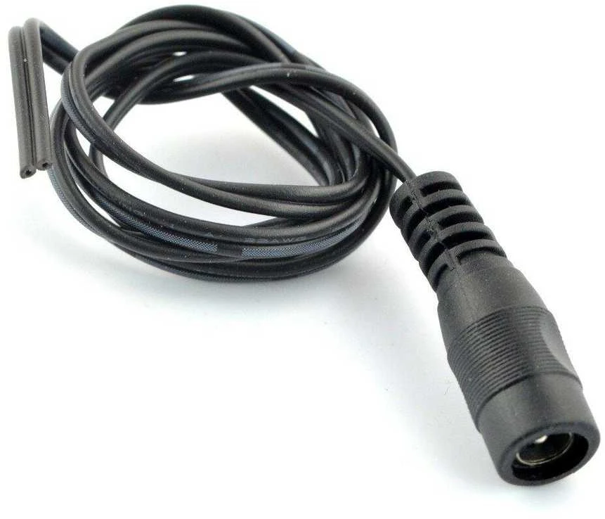 DC lizdas 5.5x2.1mm su 50 cm laidu