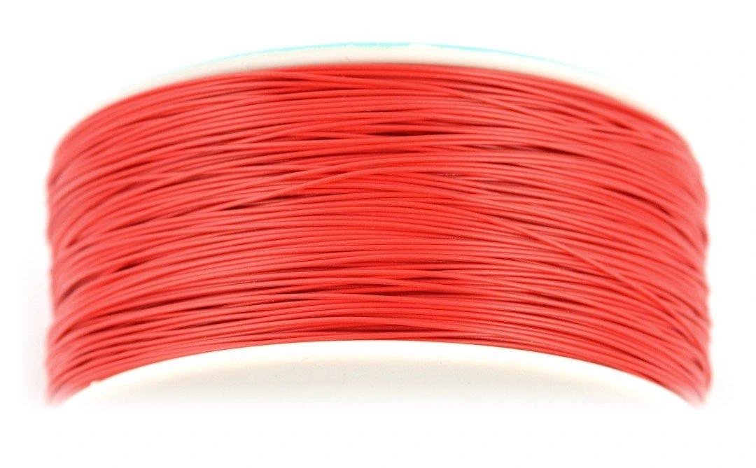 Raudona 30AWG laidų ritė iš arti