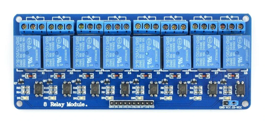 8 kanalų 12V relės modulis viršuje