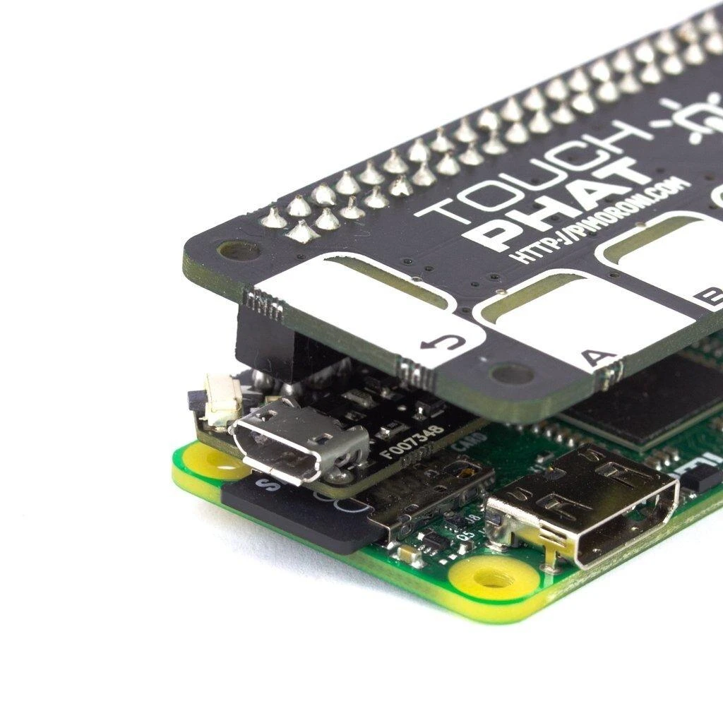Pimoroni OnOff SHIM su Raspberry Pi jungtimis