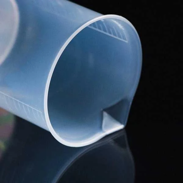 Oem Plastikinis puodelis su matavimo puodeliu 500ml - virtuvės matavimo puodelis