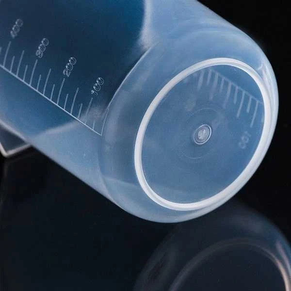 Oem Plastikinis puodelis su matavimo puodeliu 500ml - virtuvės matavimo puodelis