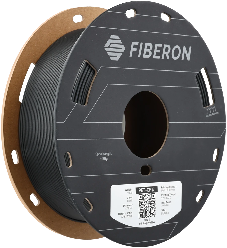 Polymaker Fiberon PET-CF17 juoda 3D siūlų ritė matoma kampu