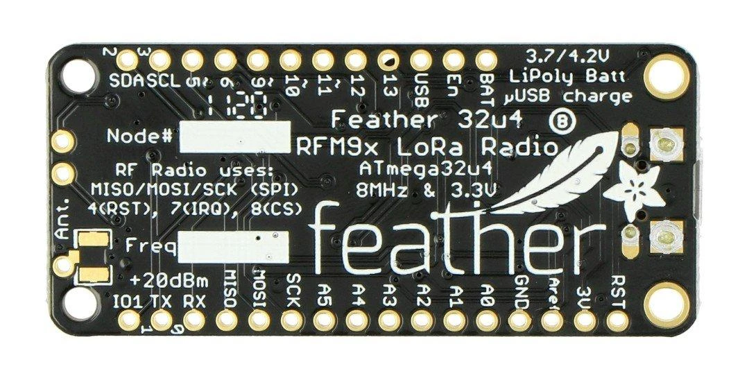 Adafruit Feather 32u4 RFM95 plokštė iš viršaus