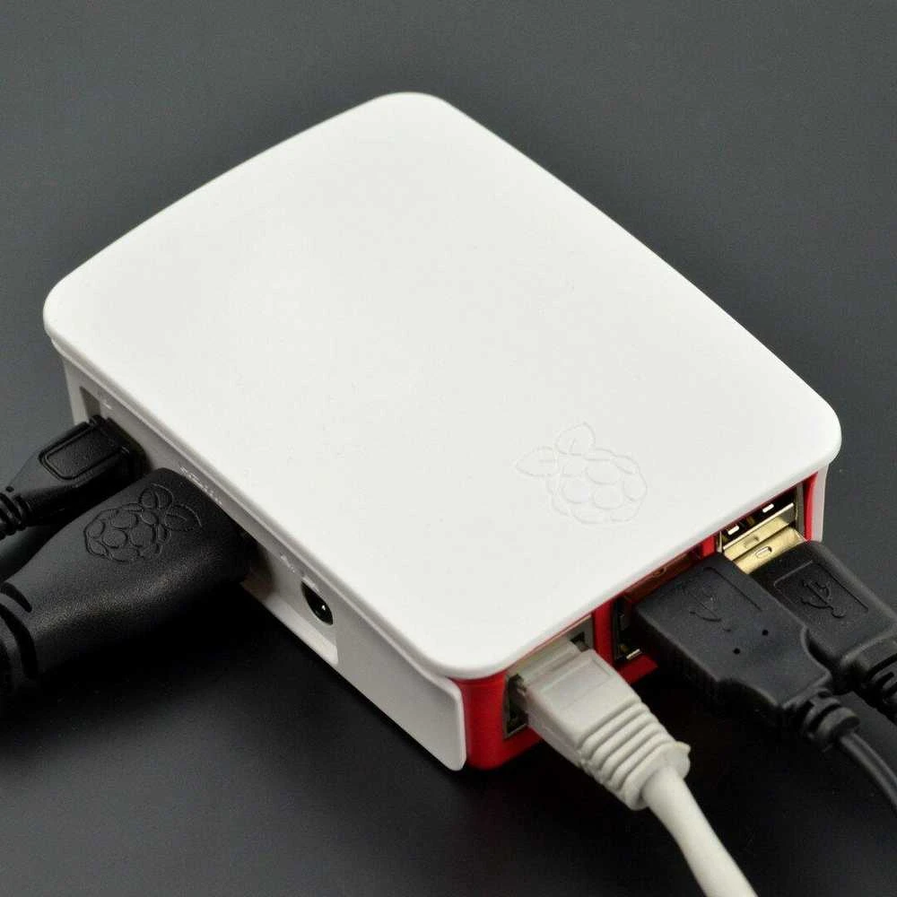 Raspberry Pi 3B WiFi + 32GB Micro SD + oficialių priedų rinkinys