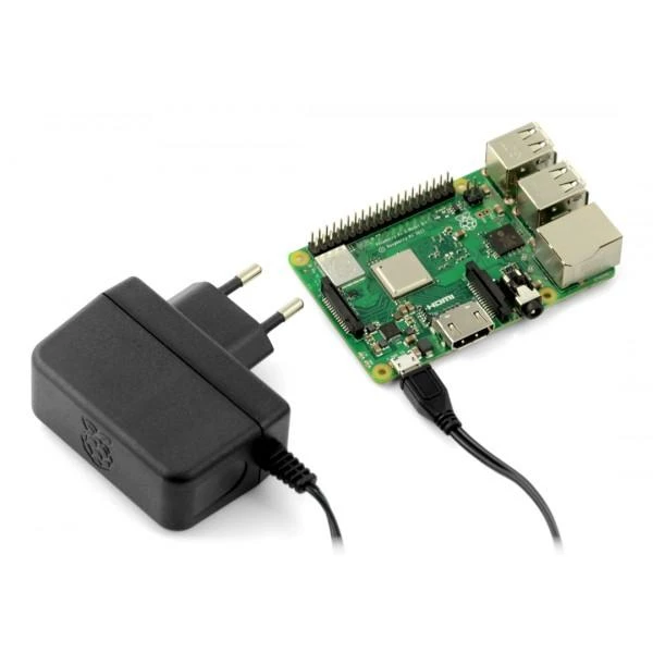 Raspberry Pi įkroviklis su prijungta plokšte